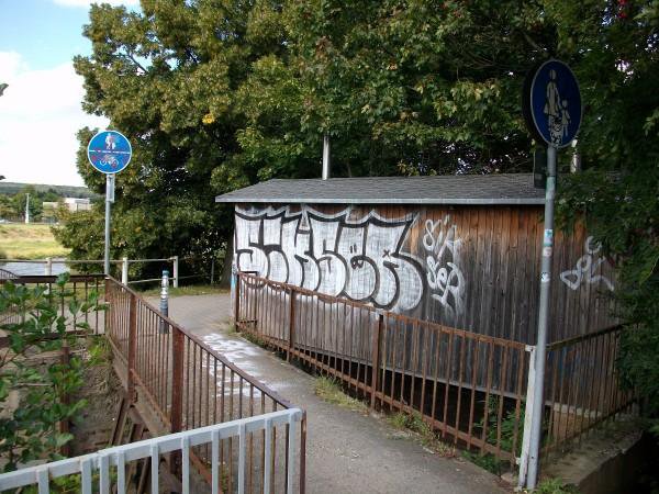 Graffiti Bombing - Photo by Zwiespalt - SIKSER (2008)