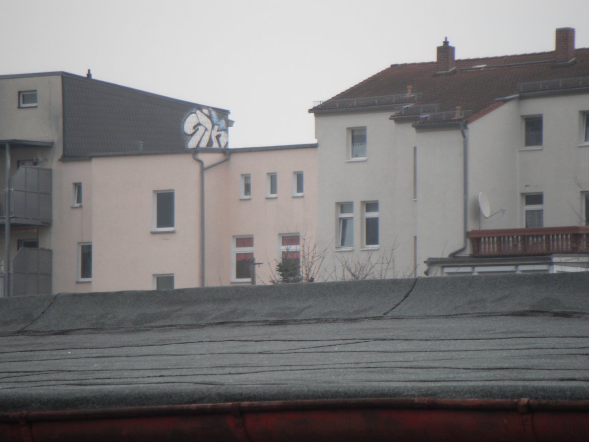 Graffiti Bombing - Photo by Zwiespalt - SIK (2013)