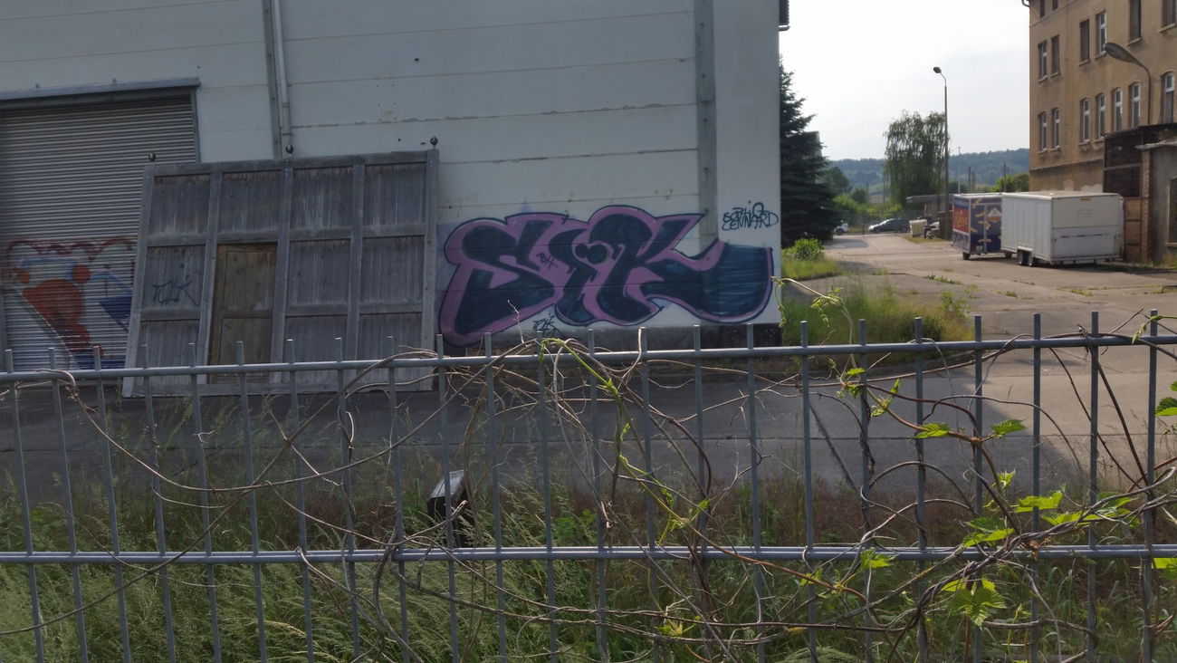 Graffiti Wall - Photo by Zwiespalt