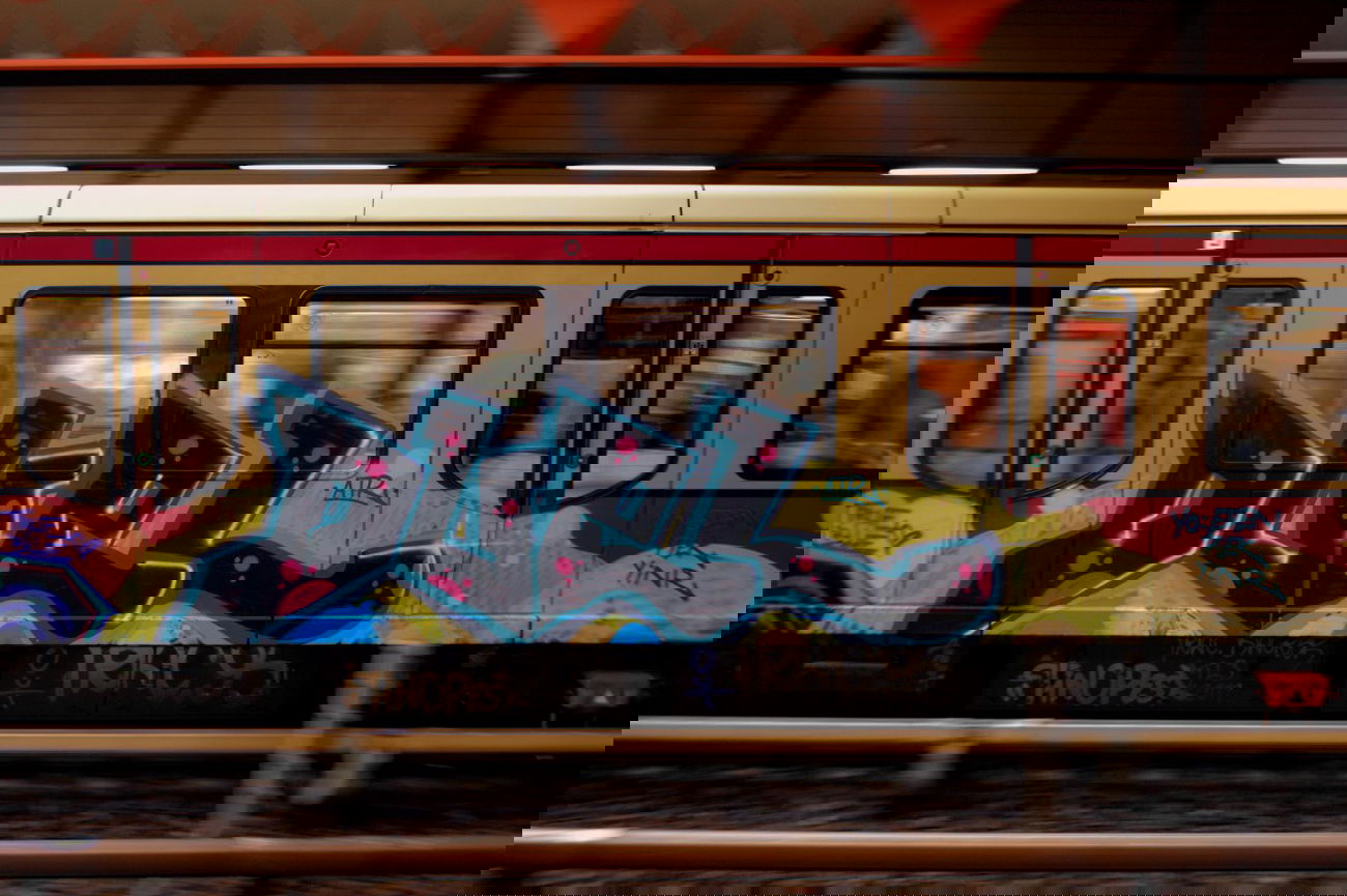 Graffiti Bombing - Photo by _Duel