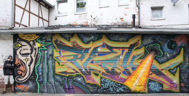 Graffiti Wall in Hamelin - Photo by _gemini_ - PLAK, 31, No (2011)