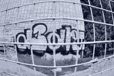 Graffiti Bombing in Smolensk - Photo by a3apt (2013)