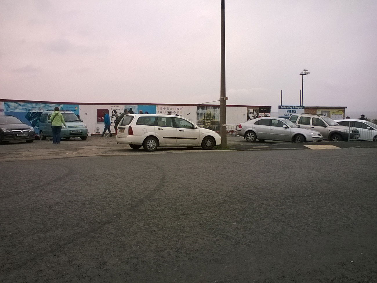 Graffiti Street Art in United Kingdom - Photo by aaronwsm - @aaronwsm (2015)