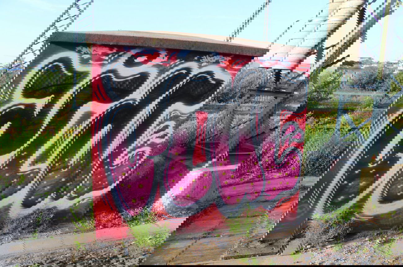 Graffiti Bombing in Hamburg - Photo by abenteuerclub - abenteuerclub, acdc, 1343