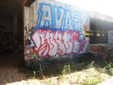 Graffiti Wall - Photo by adixxx