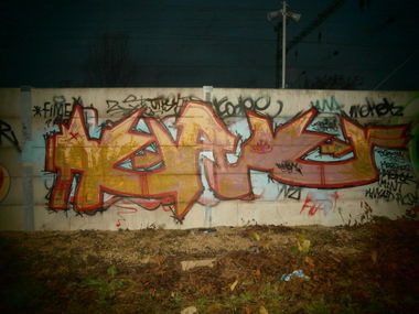 Graffiti Wall - Photo by aeroe