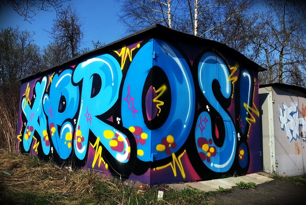 Graffiti Wall - Photo by aeros - aeros, sw307 (2013)