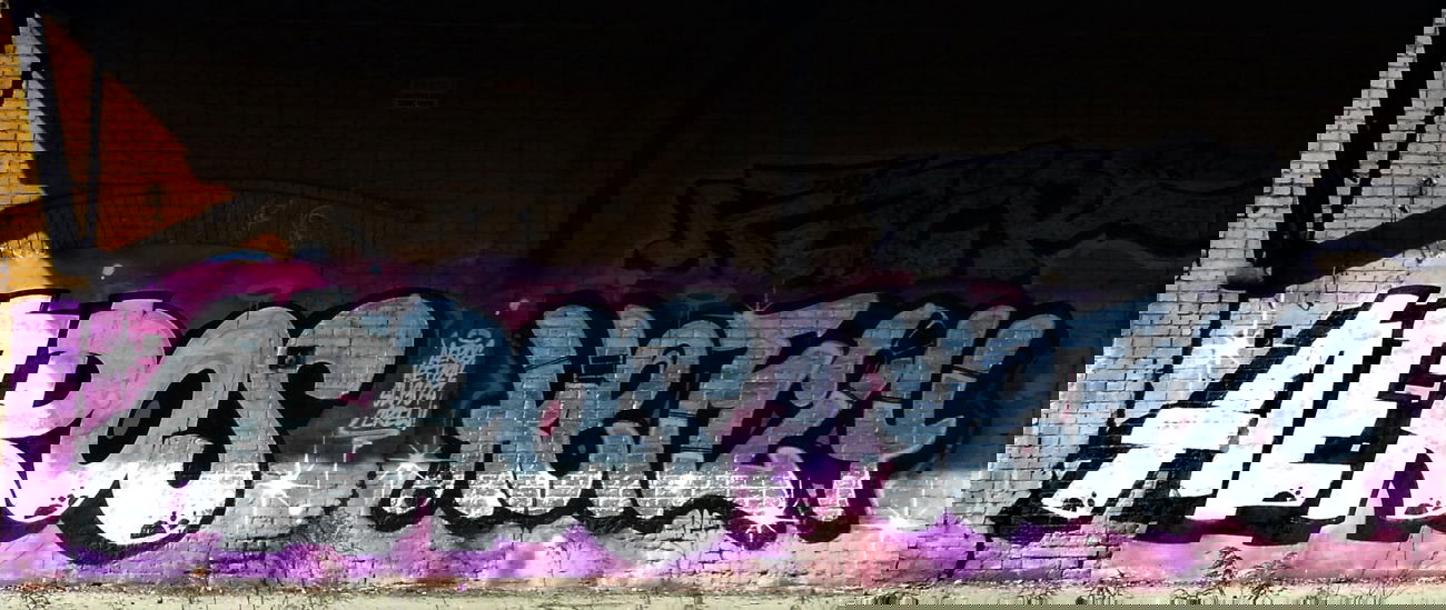 Graffiti Wall - Photo by aeros - aeros, sw307, ket124 (2014)