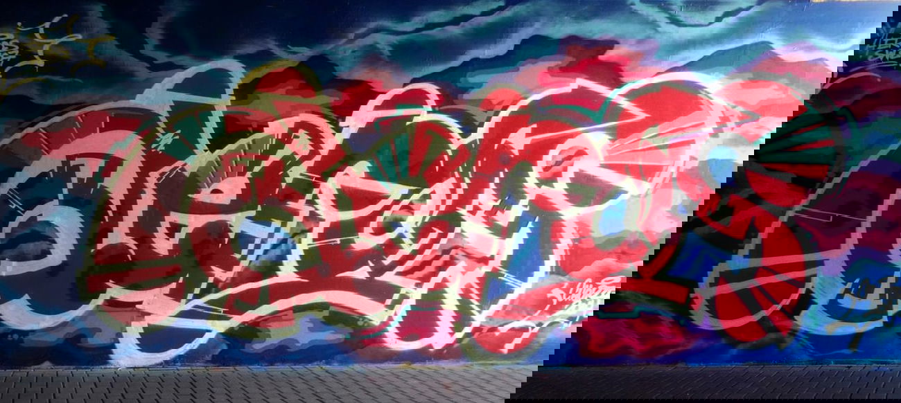 Graffiti Wall - Photo by aeros - aeros, sw307 (2014)