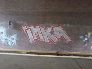 Graffiti Bombing in Berlin - Photo by aerosol - imka, sbhf, sbahn (2009)