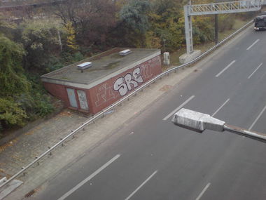 Graffiti Bombing in Berlin - Photo by aerosol - sre, ent, flb