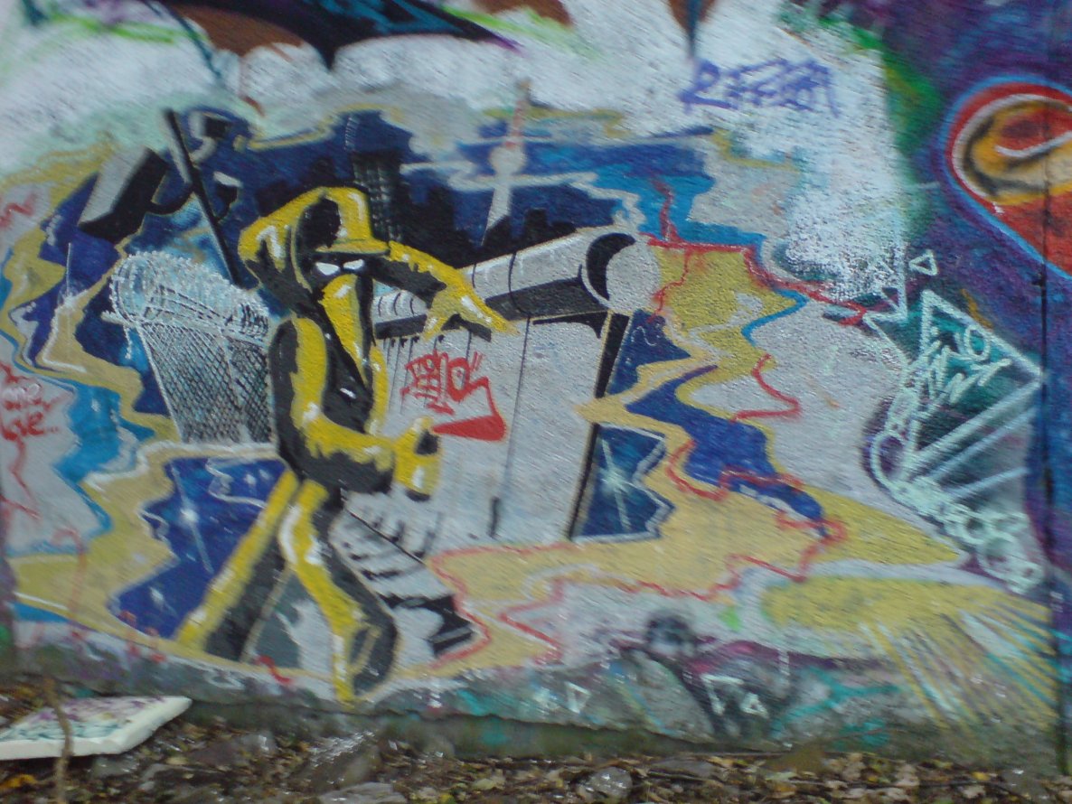 Graffiti Street Art in Berlin - Photo by aerosol - the, canion, rock