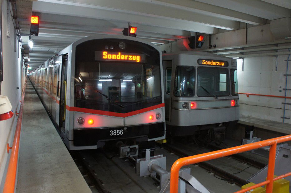 Graffiti Train in Saudi Arabia - Photo by aha