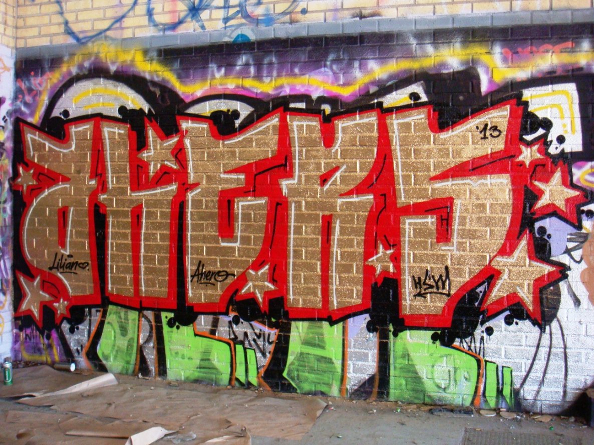 Graffiti Wall - Photo by ahers - ahers, hsm, crew (2013)