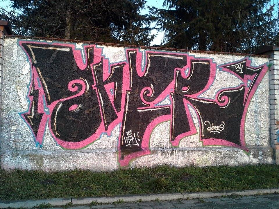 Graffiti Wall - Photo by ahers (2014)