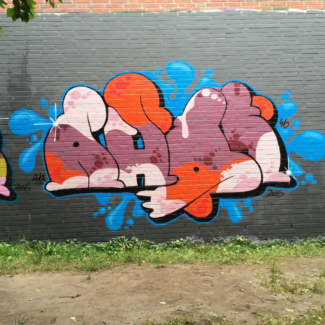 Graffiti Wall in Hamburg - Photo by ahoi - Ahoi (2016)