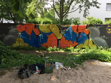 Graffiti Wall - Photo by ahoi - Ahoi (2017)