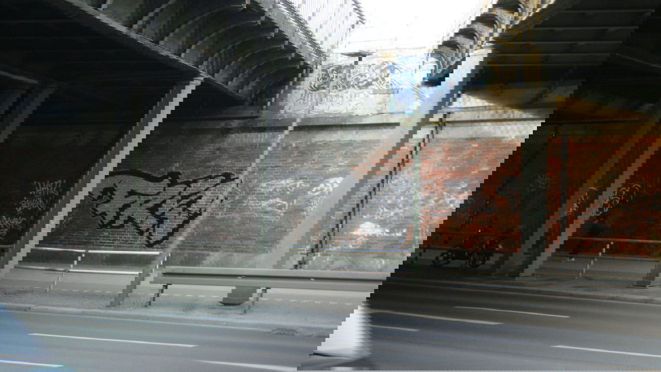 Graffiti Bombing - Photo by akacier44 - FRS, 94, AKIR