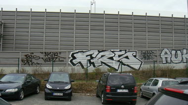 Graffiti Bombing - Photo by akacier44 - FRS, 94, AKIR