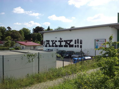 Graffiti Bombing - Photo by akacier44 - FRS, 94, AKIR