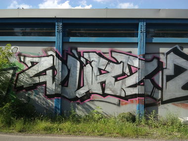 Graffiti Bombing - Photo by akacier44 - FRS, 94, WÜRZ