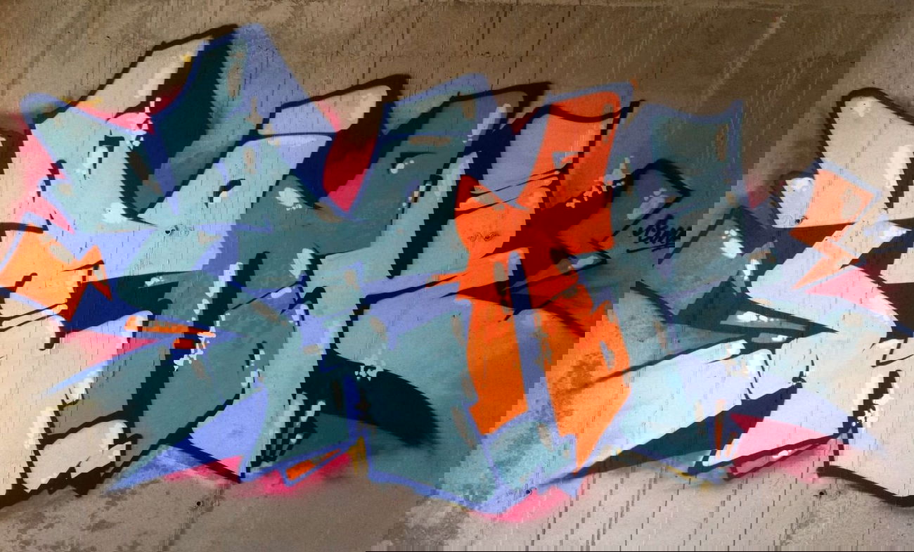 Graffiti Wall - Photo by akno (2013)