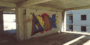 Graffiti Wall - Photo by akno (2013)