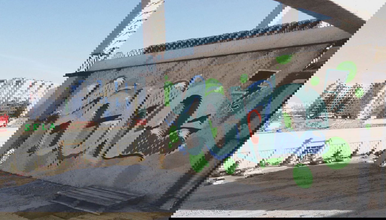 Graffiti Wall - Photo by akno (2013)