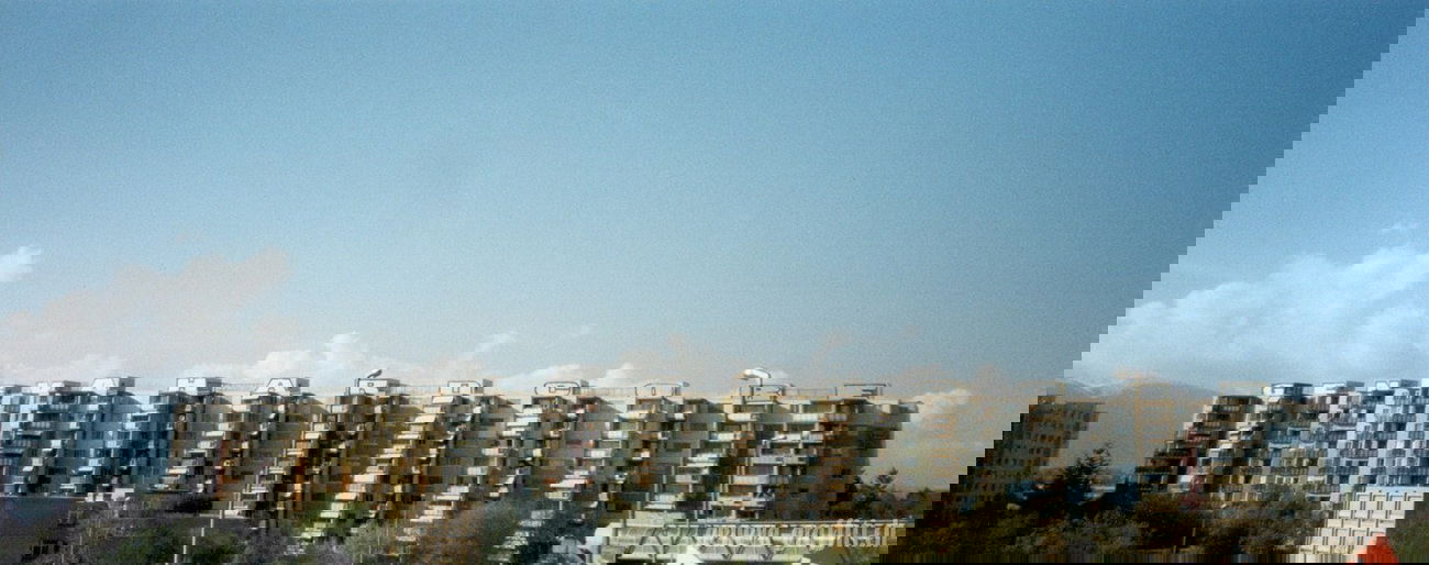 Graffiti Wall in Genève - Photo by akrosid - Rooftop