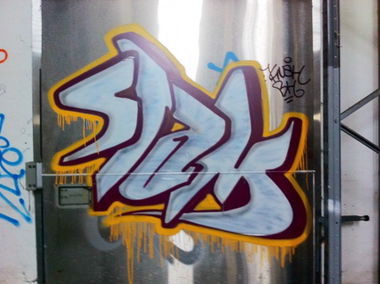 Graffiti Wall in Geneva - Photo by akrosid - Slamer, slam, Kush (2012)