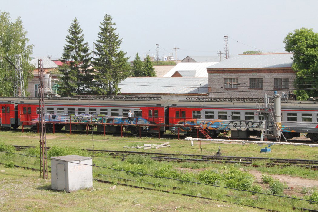 Graffiti Wall - Photo by aks214 - aks, 214