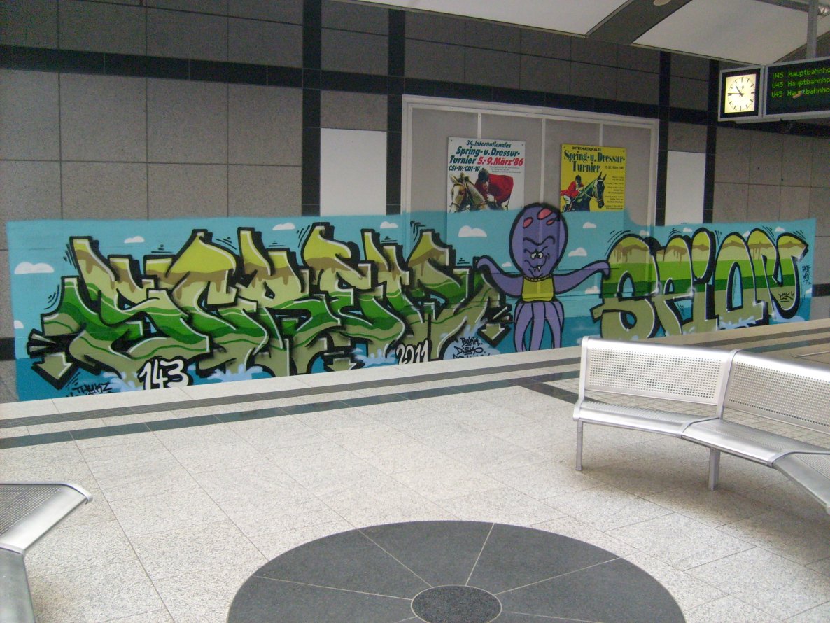Graffiti Bombing in Dortmund - Photo by alcapone - screw, spion