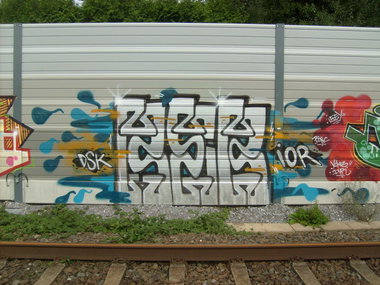 Graffiti Bombing in Dortmund - Photo by alcapone - dsk, ior