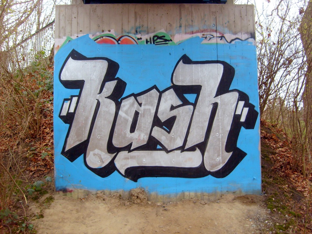 Graffiti Wall in Dortmund - Photo by alcapone - kash