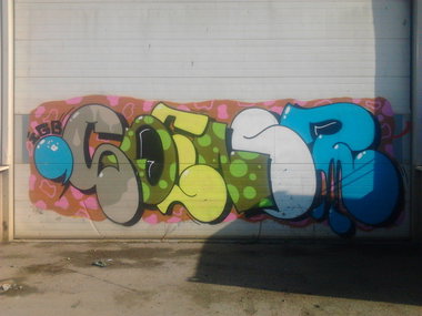 Graffiti Wall in Dortmund - Photo by alcapone - spencr, igb