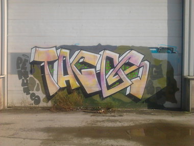 Graffiti Wall in Dortmund - Photo by alcapone - tacos, gbr, penuts