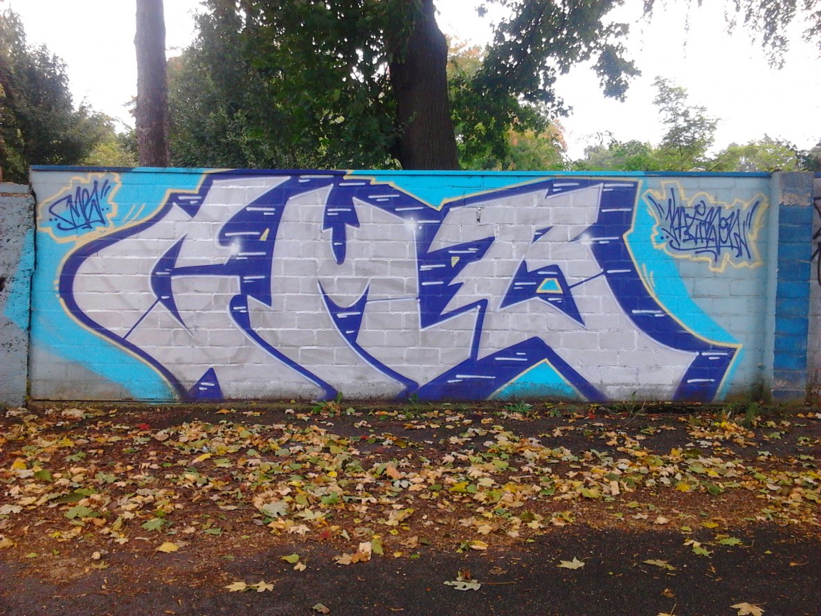 Graffiti Wall in Dortmund - Photo by alcapone - cmb