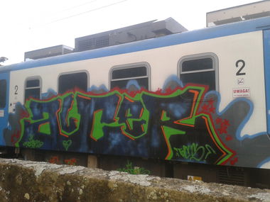 Graffiti Wall - Photo by alcer