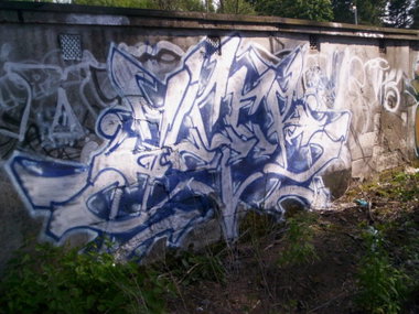 Graffiti Wall - Photo by alcer