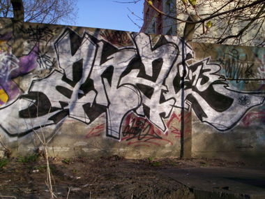 Graffiti Bombing in Szczecin - Photo by alcer