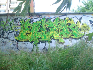 Graffiti Wall - Photo by alcer