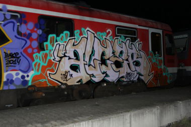 Graffiti Train - Photo by alcer