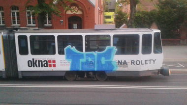 Graffiti Wall - Photo by alcer