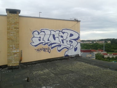 Graffiti Wall - Photo by alcer