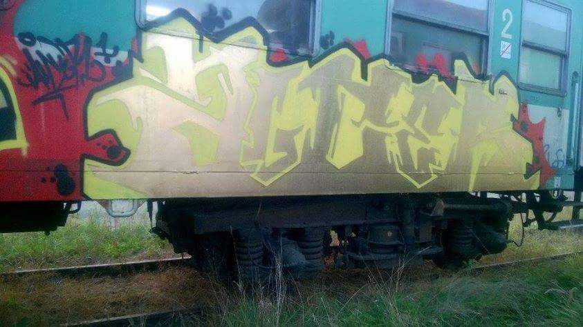 Graffiti Wall - Photo by alcer