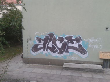 Graffiti Wall - Photo by alcer