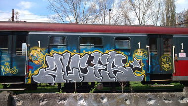 Graffiti Wall - Photo by alcer