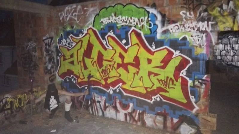 Graffiti Wall - Photo by alcer