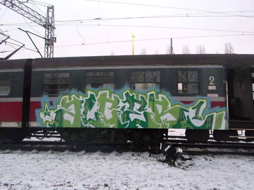 Graffiti Wall - Photo by alcer