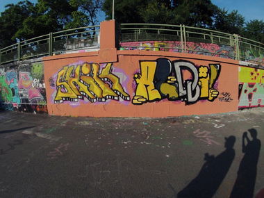 Graffiti Wall in Wien - Photo by aldy - aldi, shik, 2014 (2014)